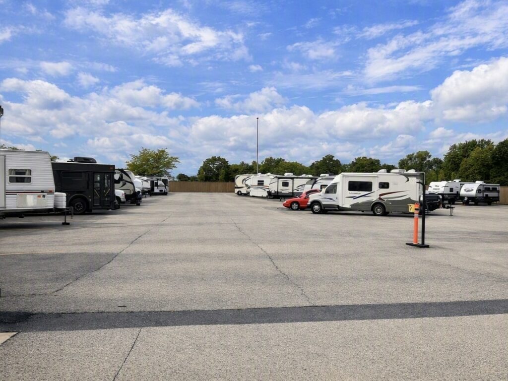RV, boat, and vehicle storage
