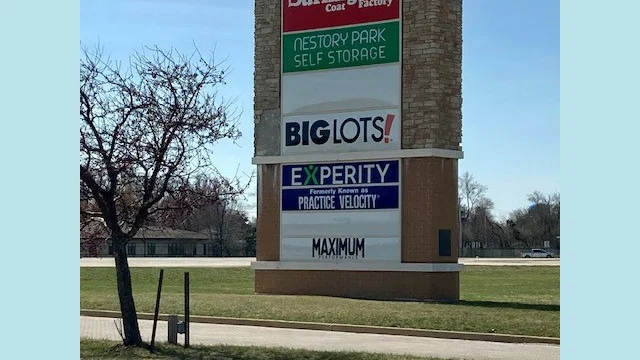 Nestory Park Self Storage Shopping Center Sign